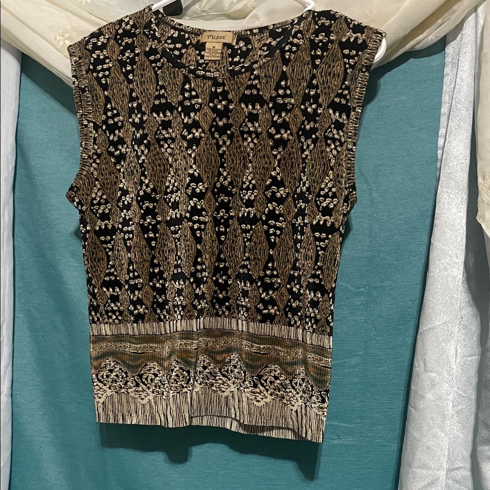 Elegant Plisse Black and Brown Blouse